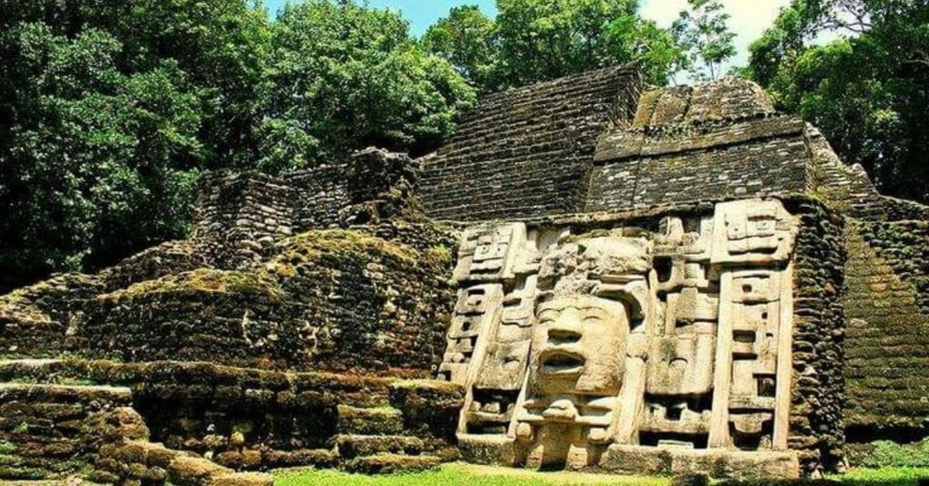Lamanai Belize