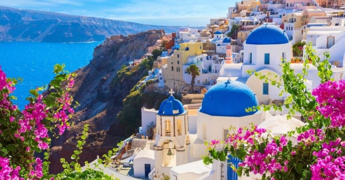 Santorini Travel Guide